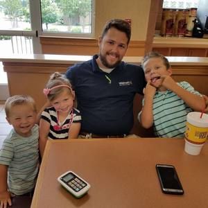 Meet your Posher, Bruce